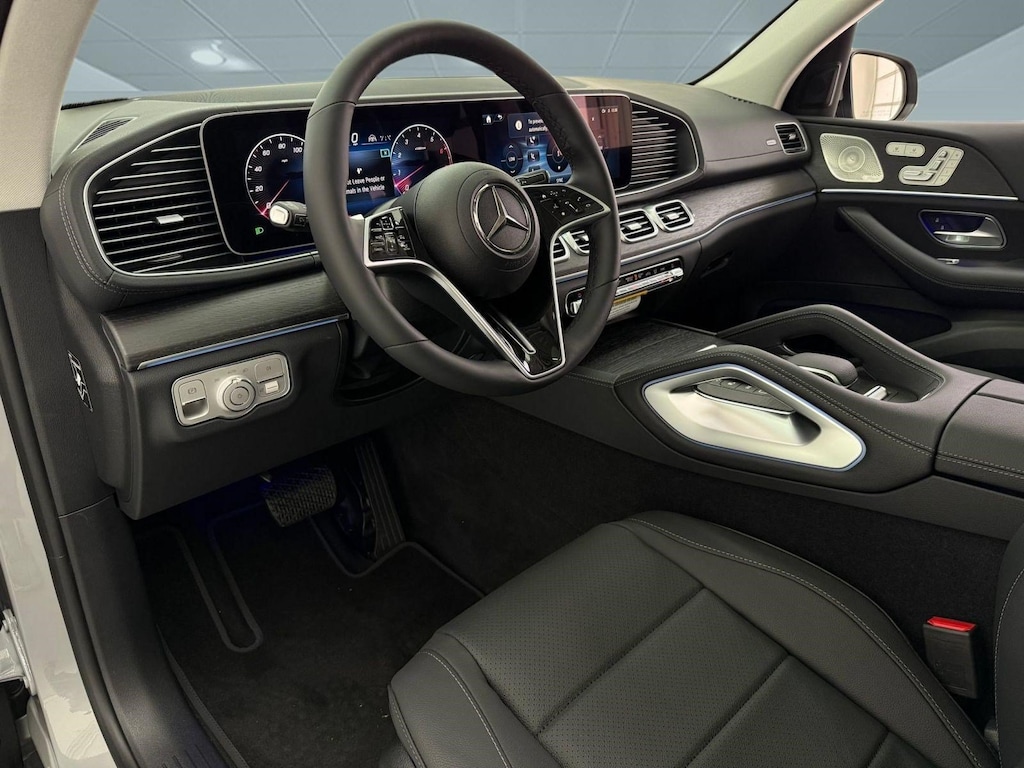 New 2026 Mercedes-Benz GLS 450 4MATIC SUV