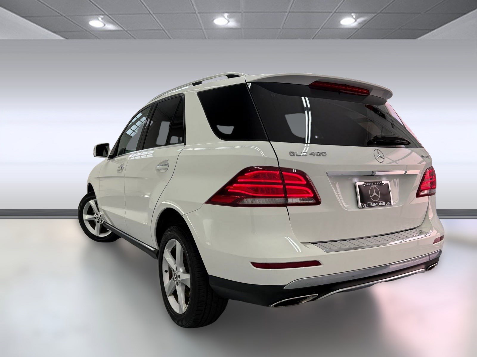 2019 Mercedes Benz GLE 400 photo 3