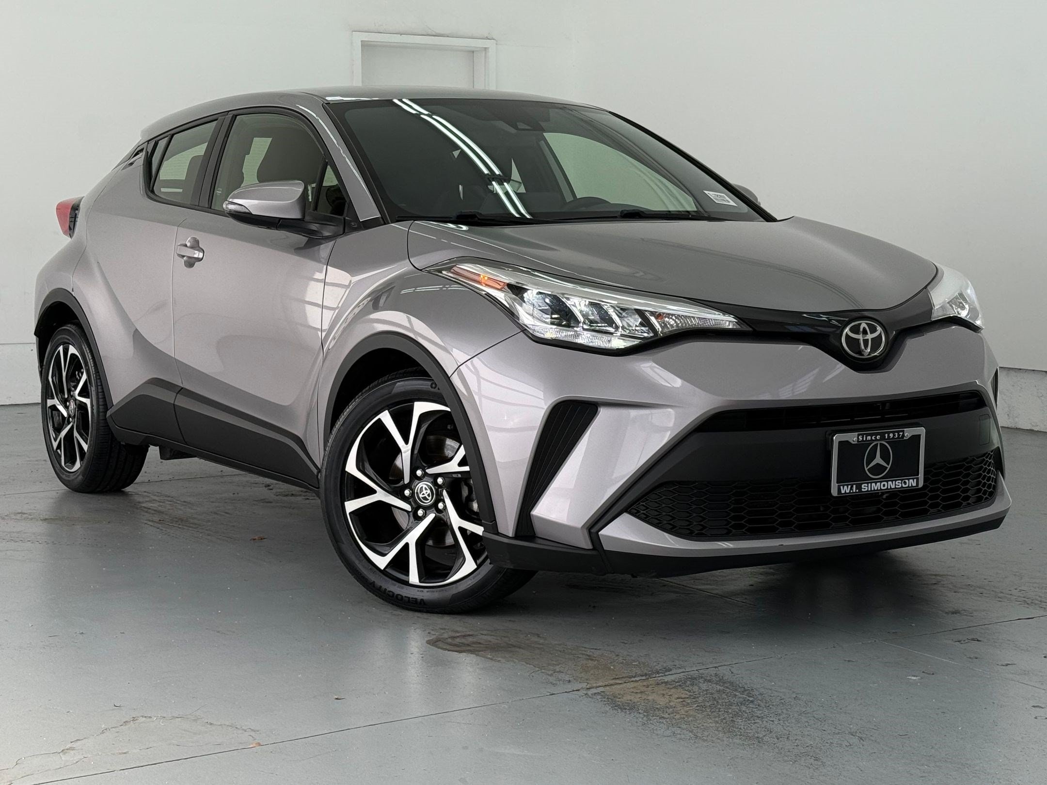 C-HR XLE SUV