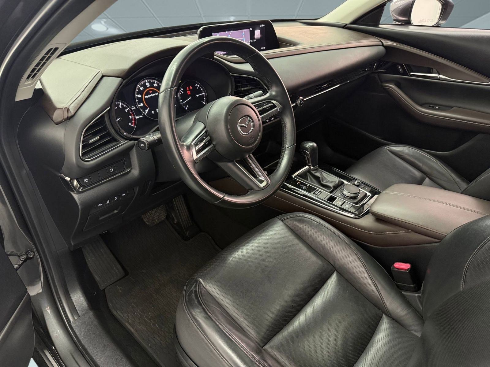 2020 Mazda CX-30 Premium photo 4