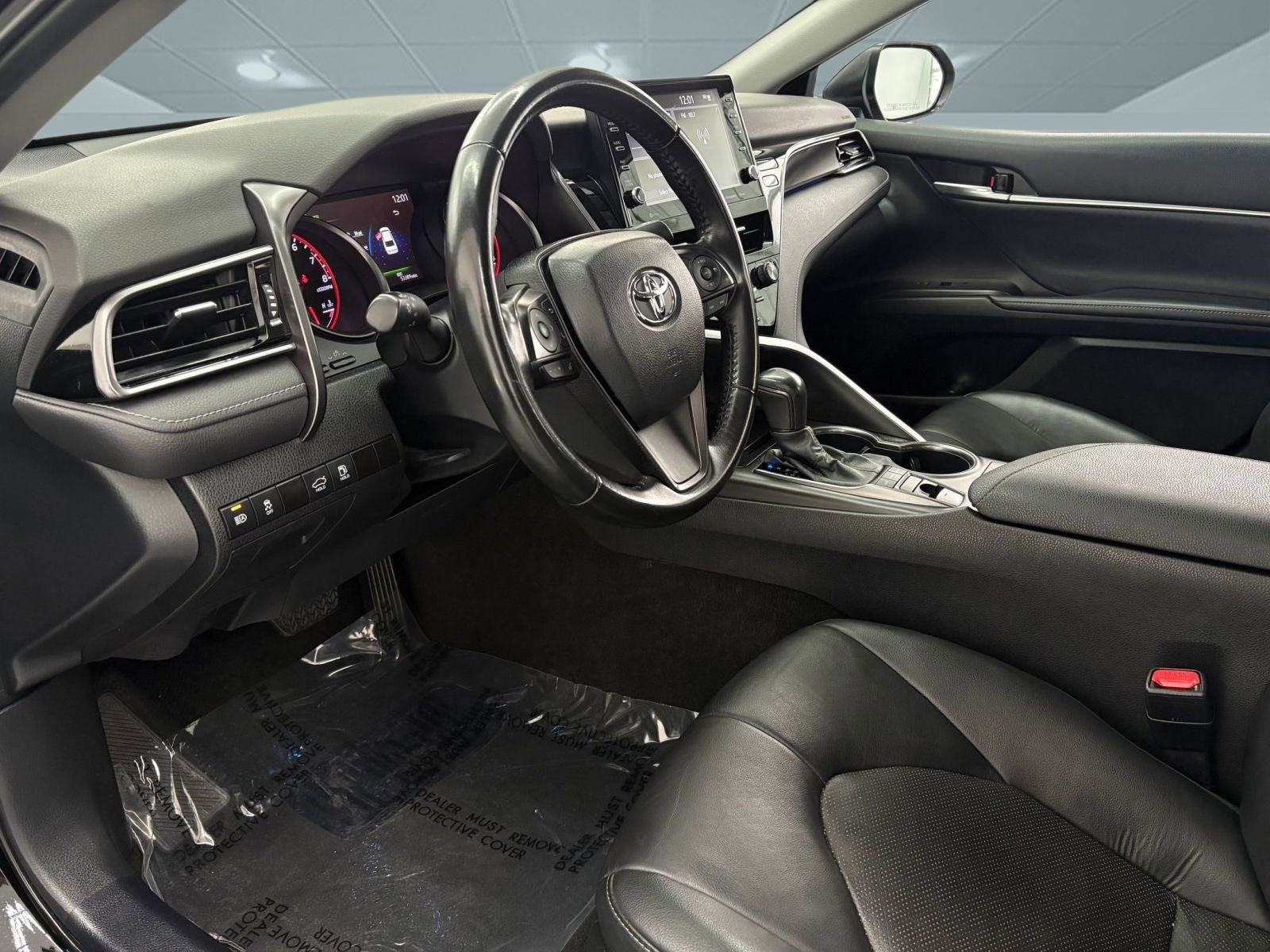 2023 Toyota Camry XSE photo 4