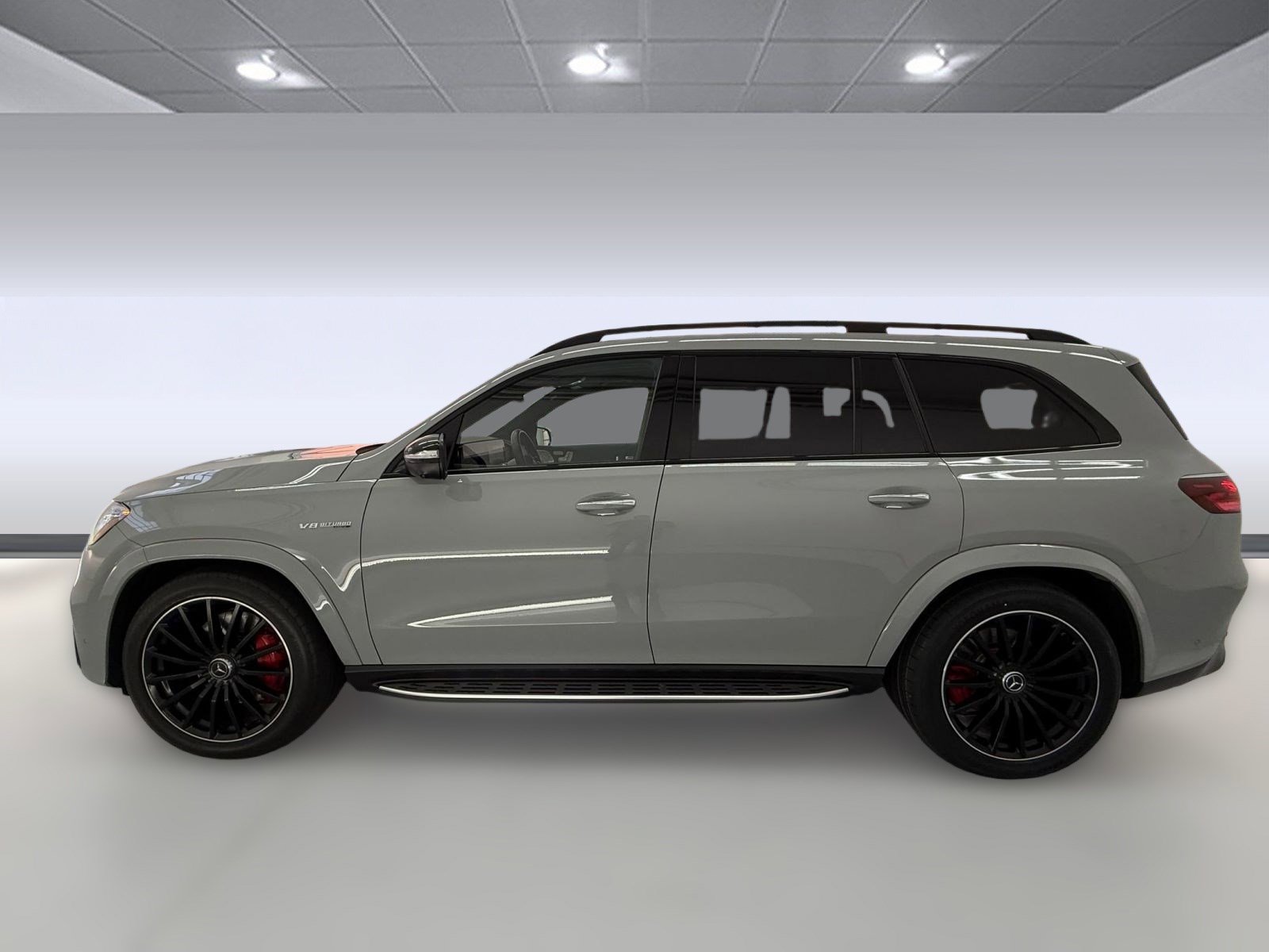2024 Mercedes Benz GLS AMG 63 photo 2