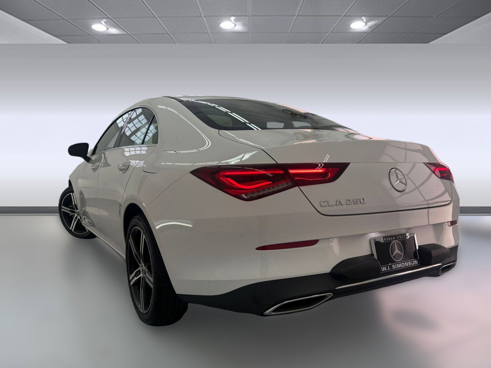 2023 Mercedes Benz CLA 250 photo 3