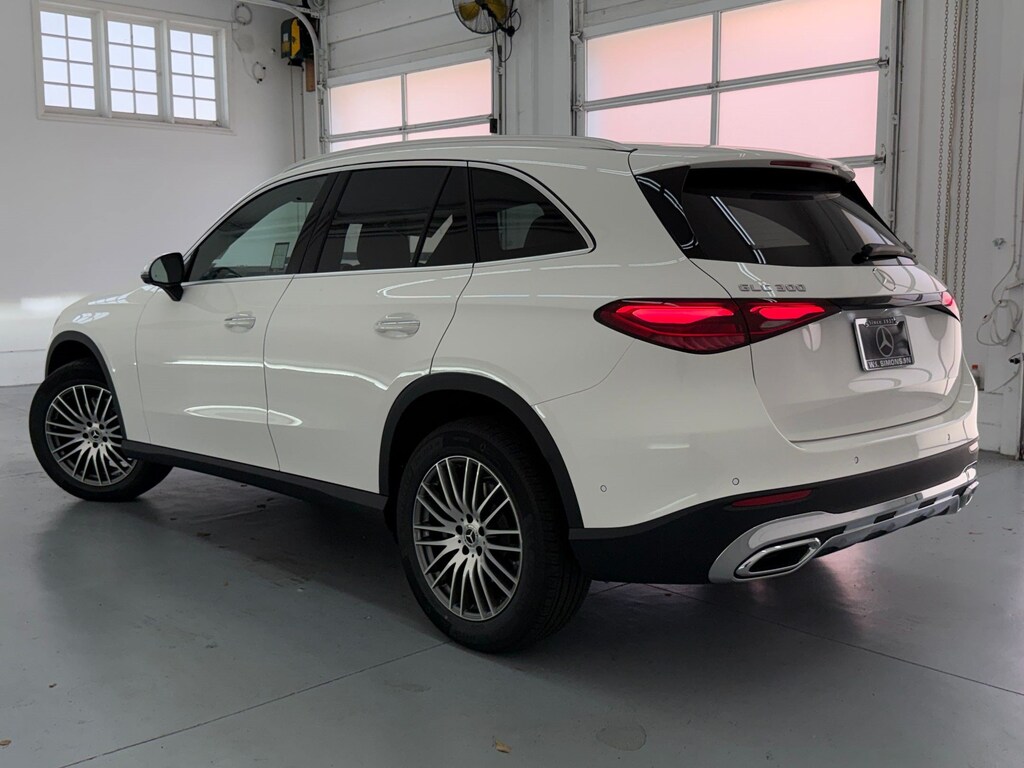 New 2027 Mercedes-Benz GLC 300 SUV