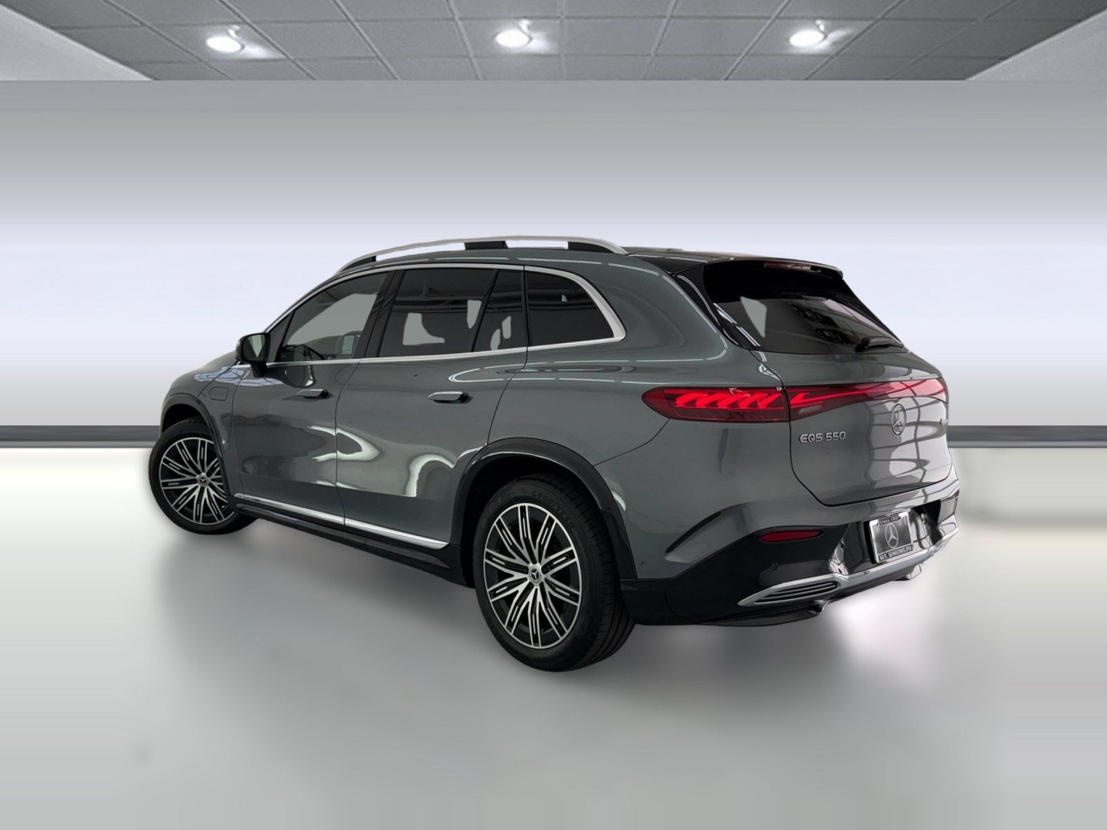EQS 550 Base SUV