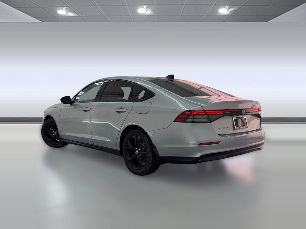 Used 2025 Honda Accord SE Sedan