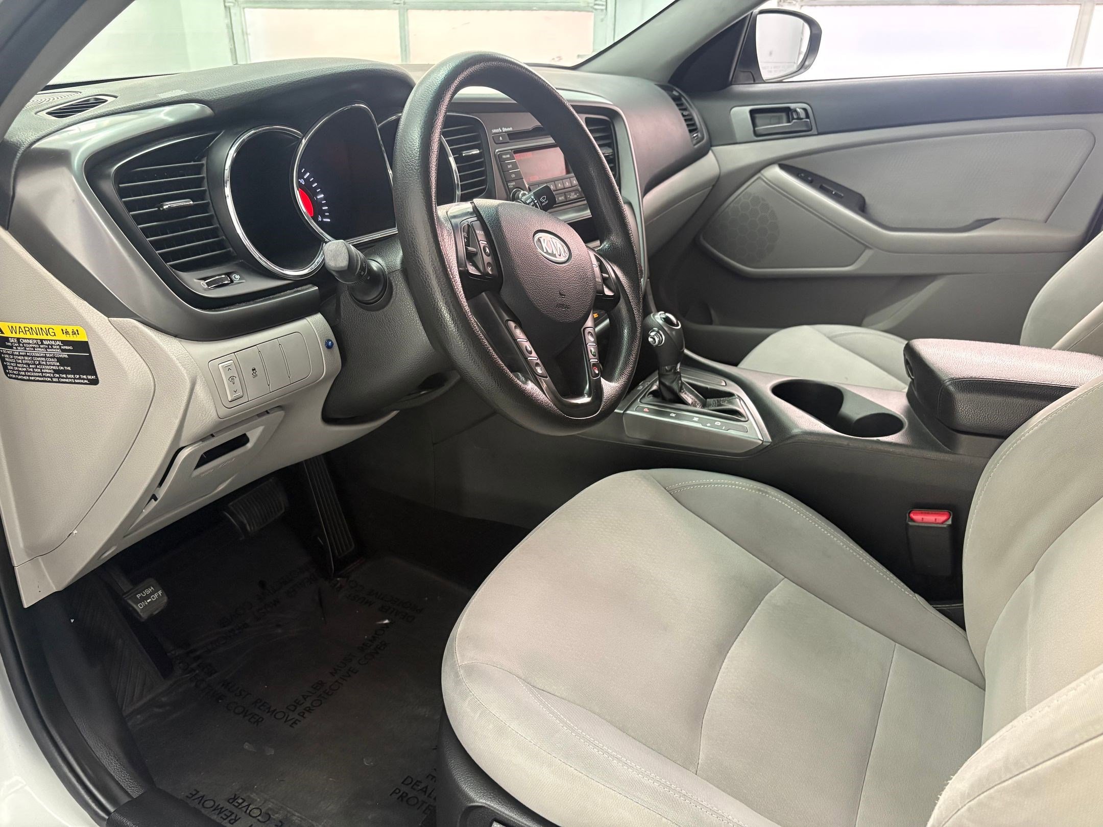 2012 Kia Optima LX photo 3