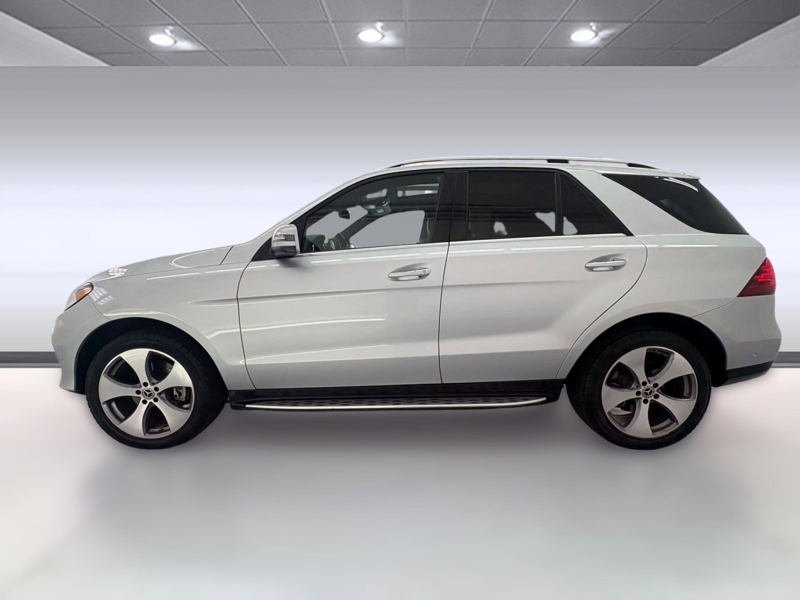 2019 Mercedes Benz GLE 400 photo 2