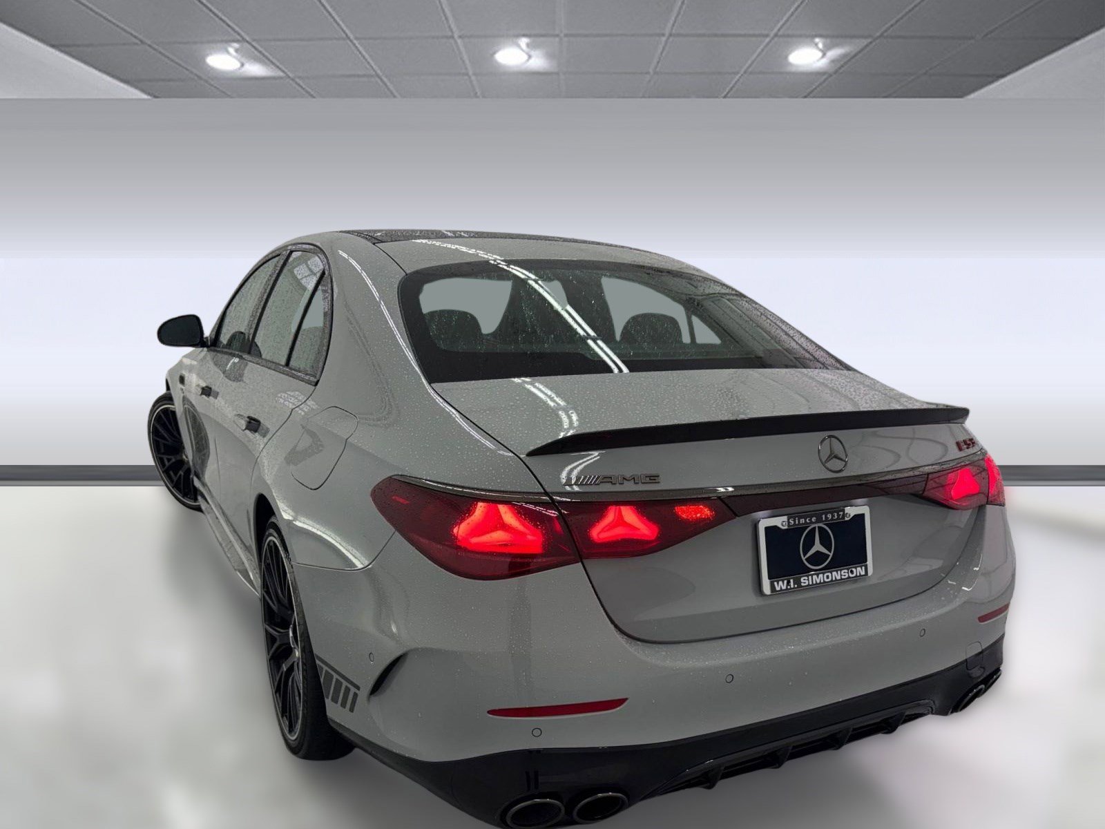 2025 Mercedes Benz E AMG 53 Sedan photo 3