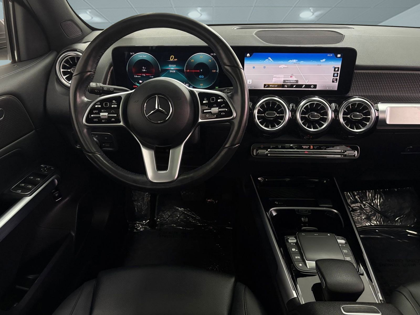 2022 Mercedes Benz EQB 350 4MATIC photo 4