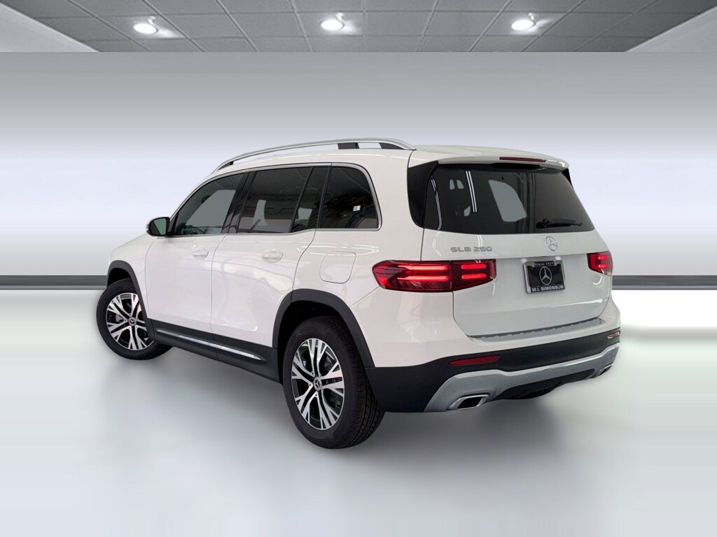 New 2026 Mercedes-Benz GLB 250 SUV