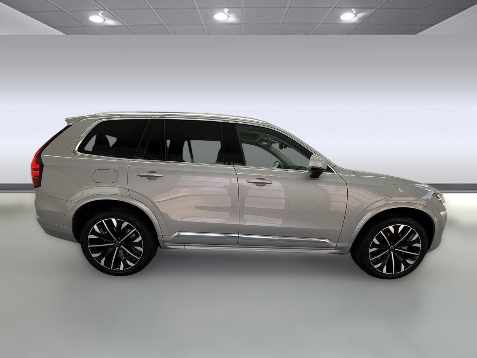 2025 Volvo XC90 Plus photo 6