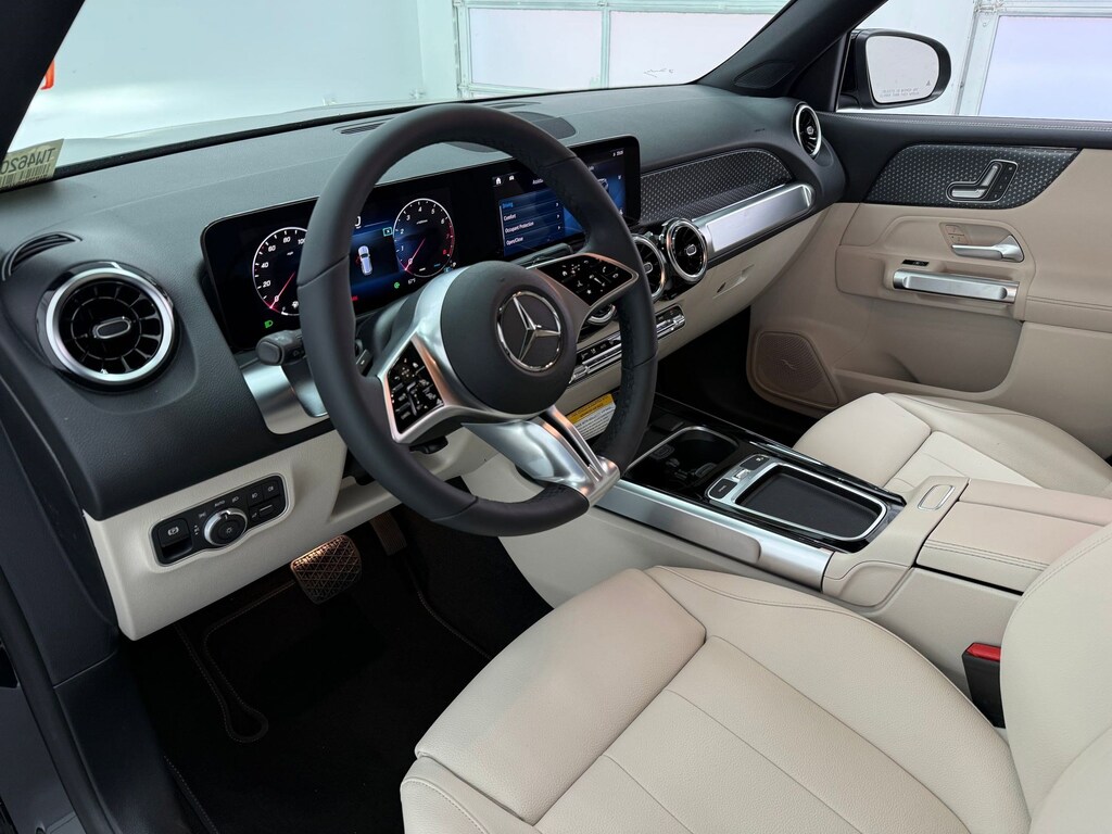 New 2026 Mercedes-Benz GLB 250 SUV