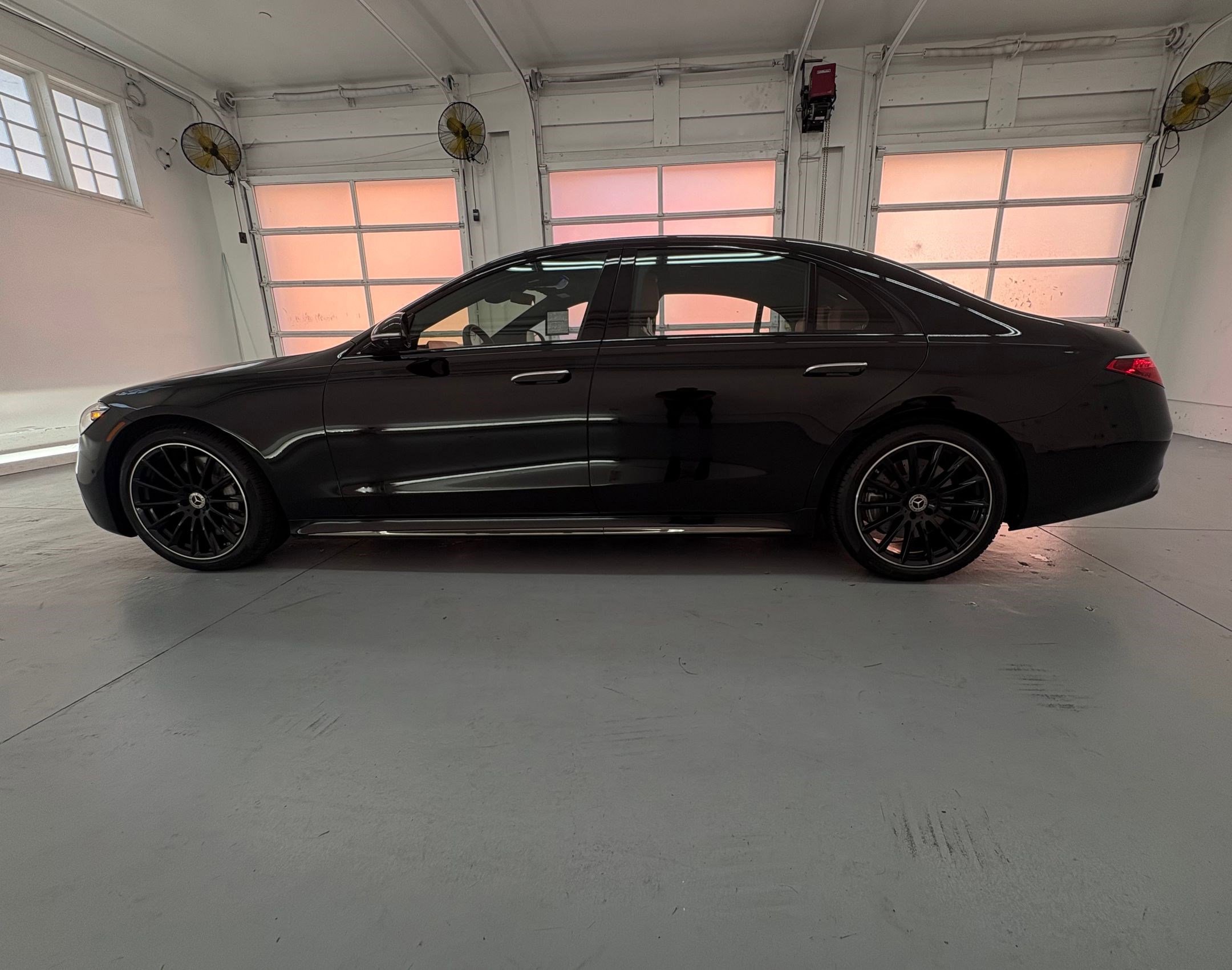 2023 Mercedes Benz S 500 4MATIC photo 2