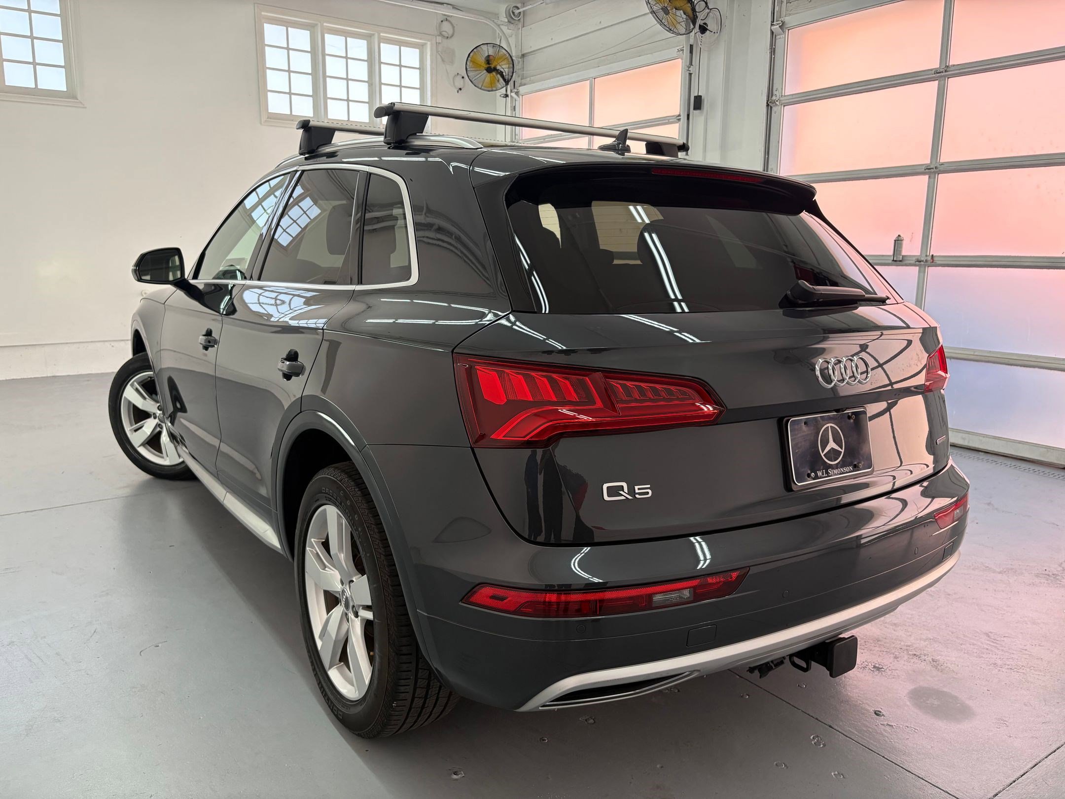 2019 Audi Q5 Premium Plus photo 2