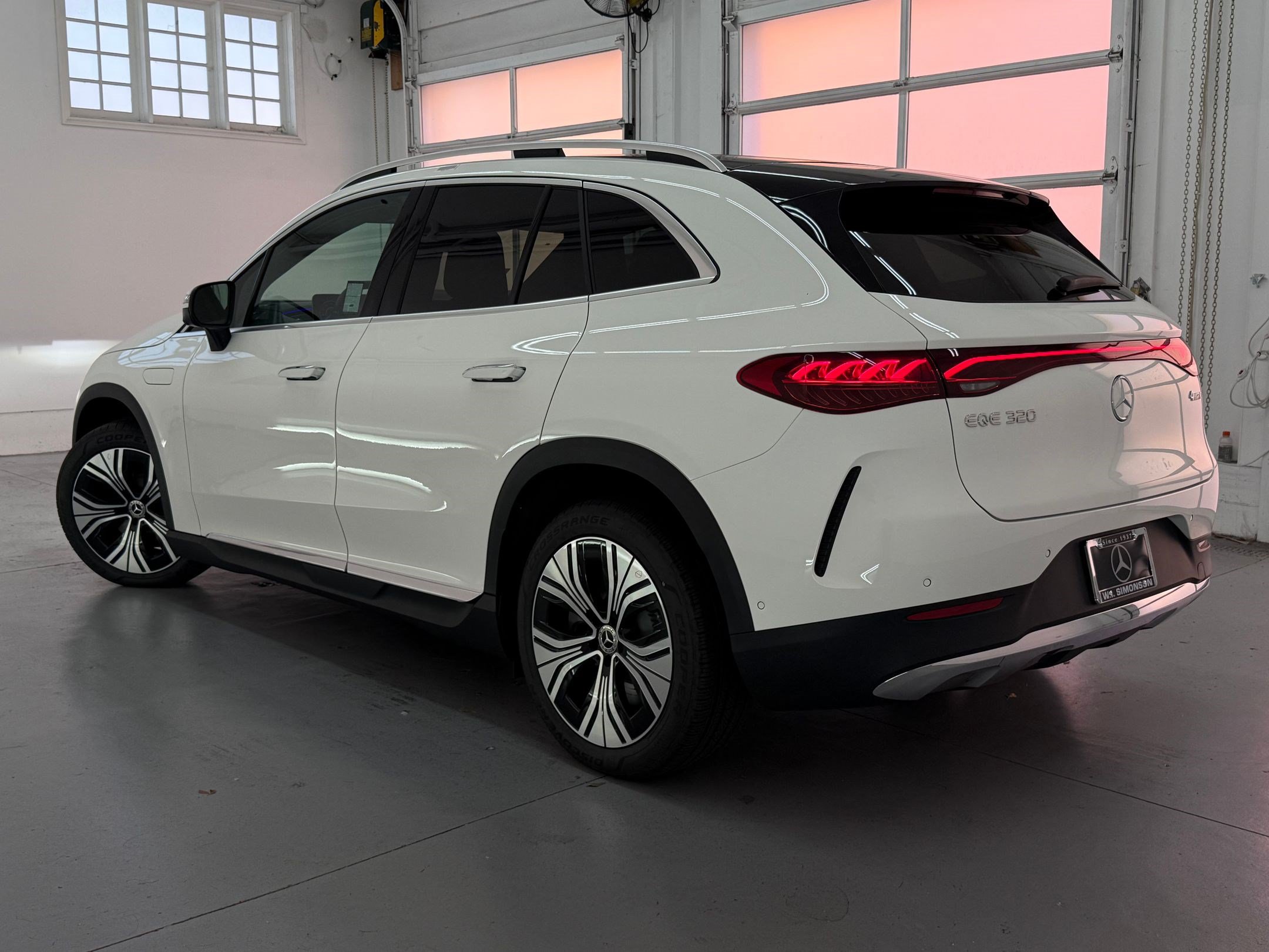 New 2027 Mercedes-Benz EQE 320 SUV 4MATIC SUV
