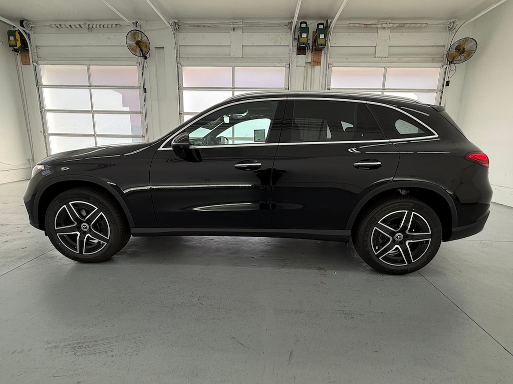 New 2026 Mercedes-Benz GLC 300 SUV