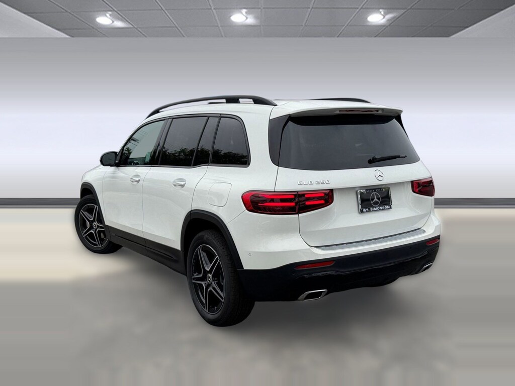 New 2026 Mercedes-Benz GLB 250 SUV
