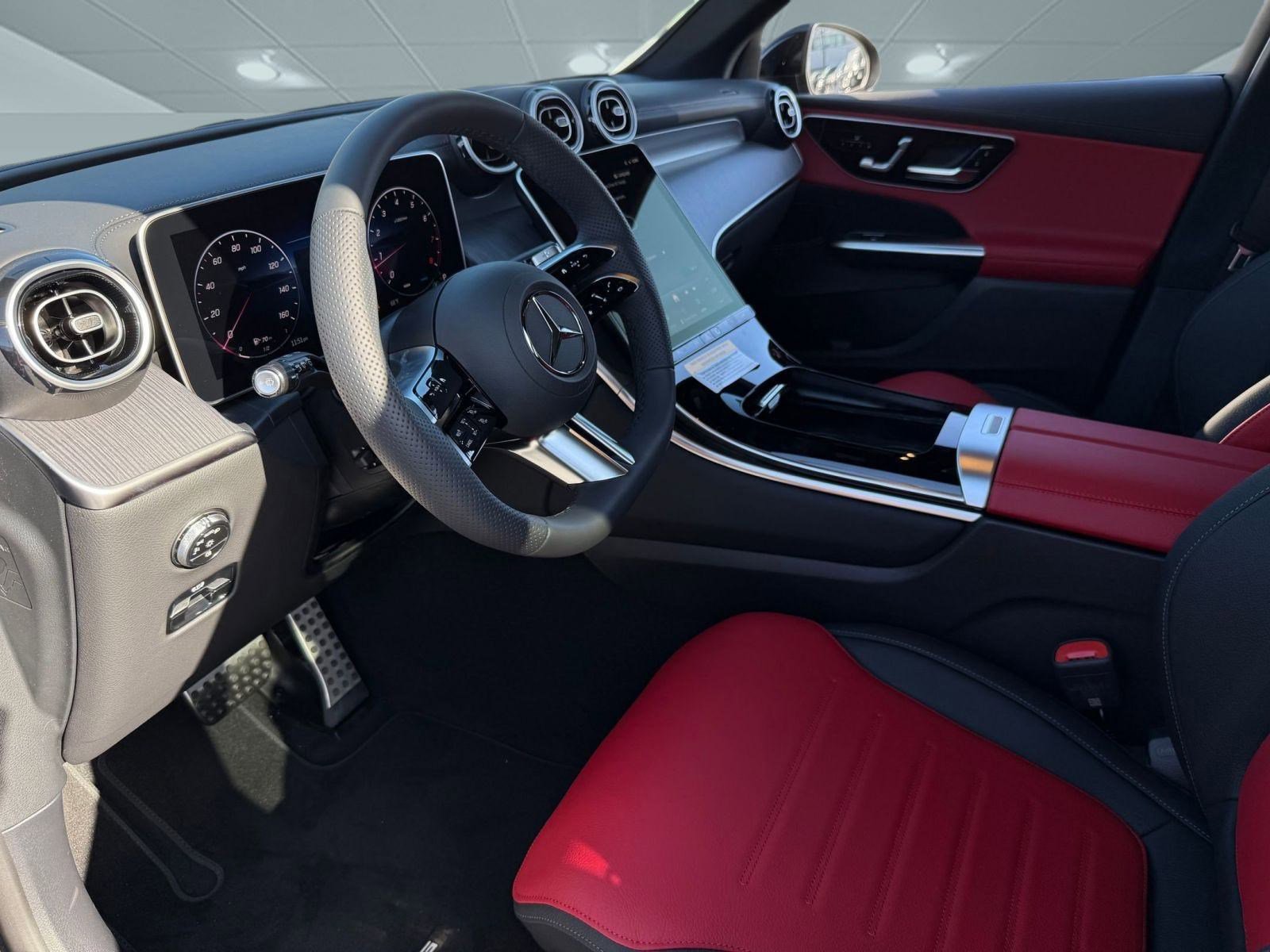 2026 Mercedes Benz GLC 300 photo 3