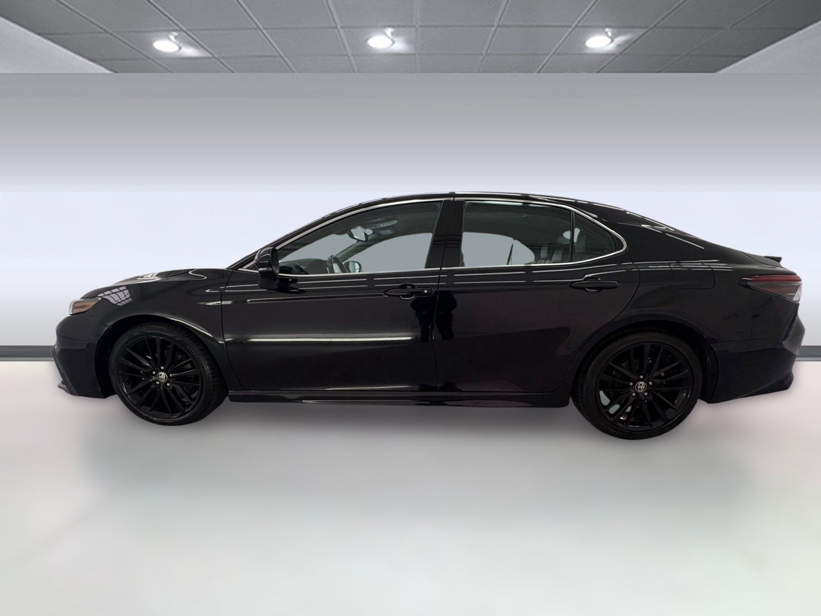 2023 Toyota Camry XSE photo 2