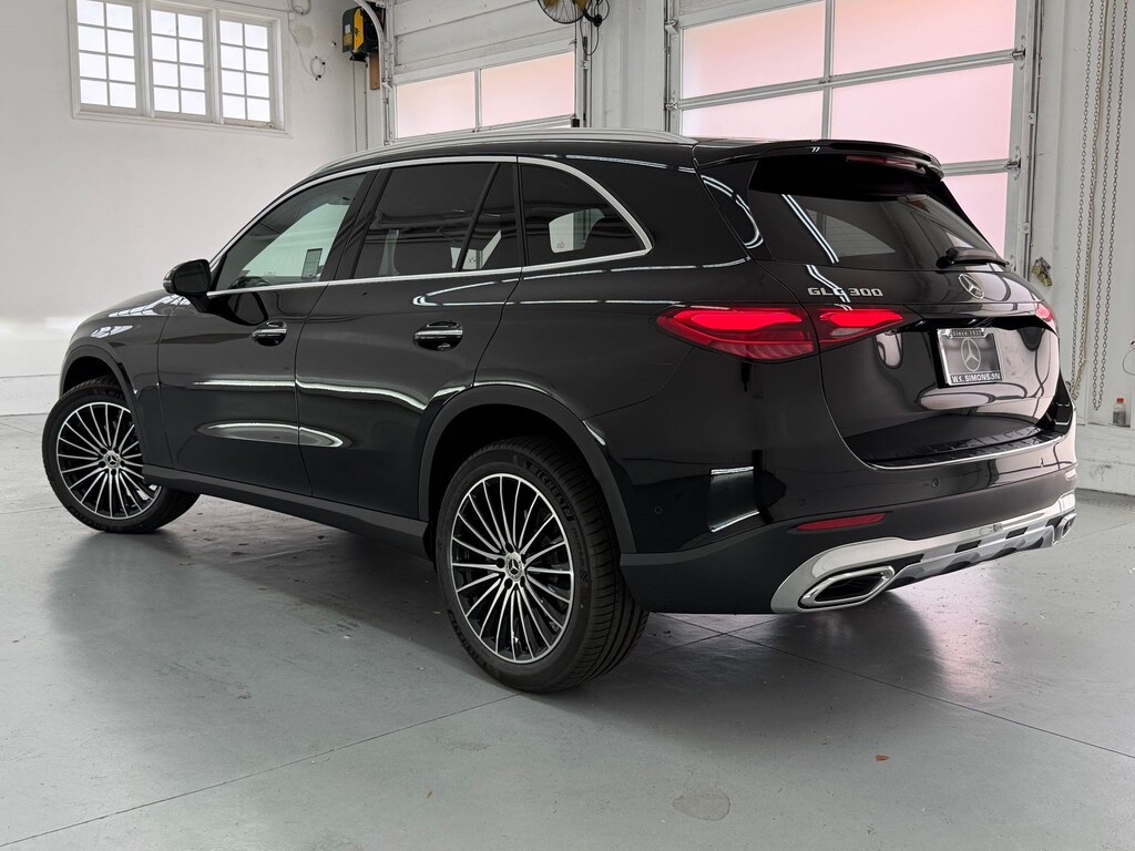New 2027 Mercedes-Benz GLC 300 SUV