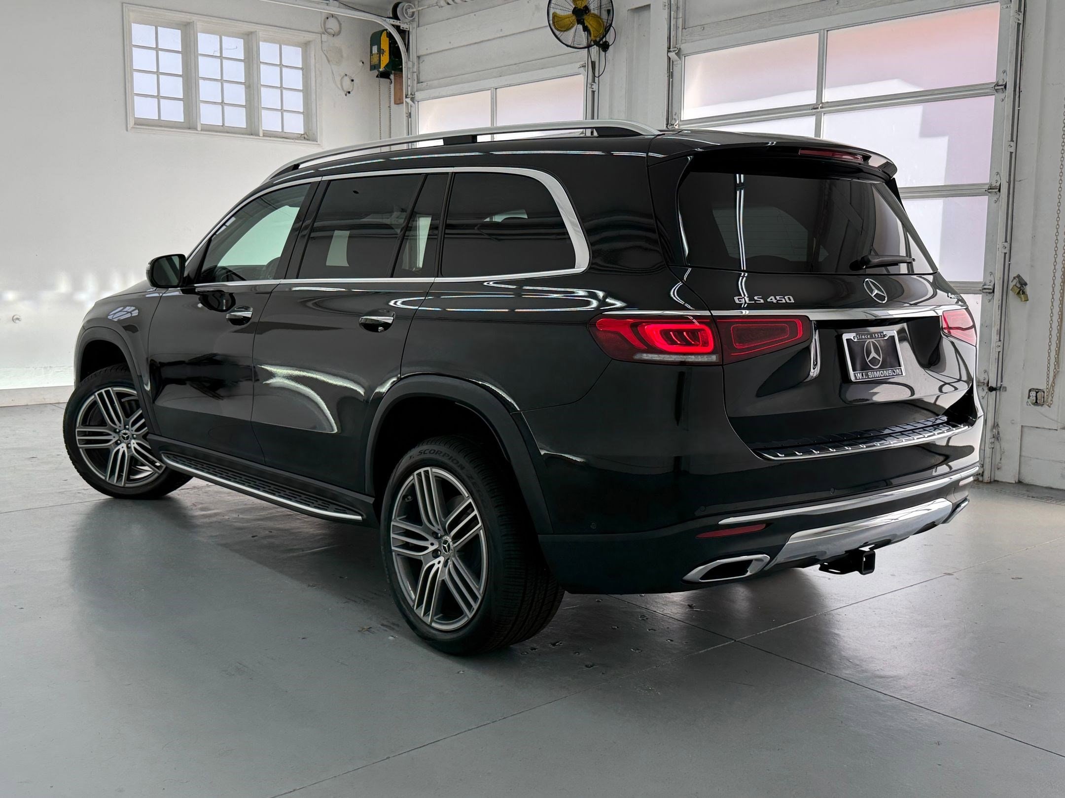 2023 Mercedes-Benz GLS 450 GLS 450 photo 2