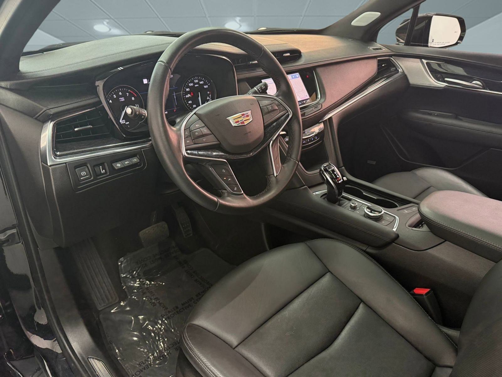 2022 Cadillac XT5 Premium Luxury photo 3