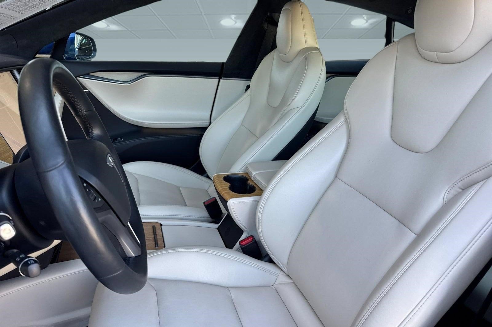 Model S Long Range Hatchback