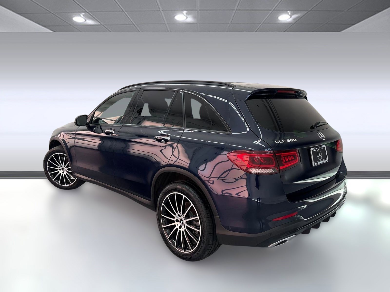 2022 Mercedes Benz GLC 300 photo 3