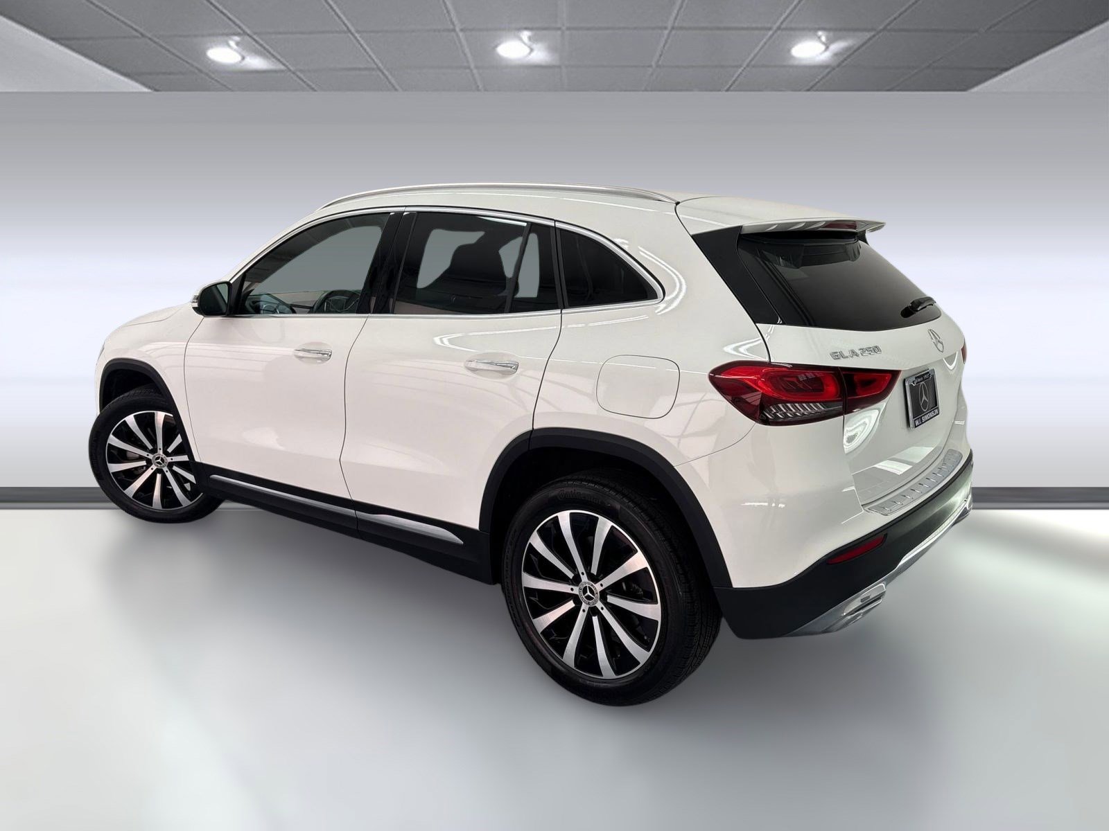 2023 Mercedes Benz GLA 250 photo 3