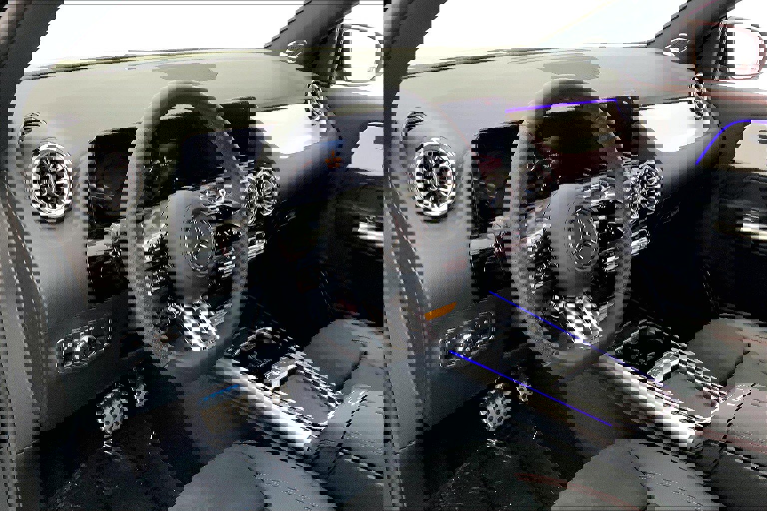 2024 Mercedes Benz GLA AMG 35 photo 4
