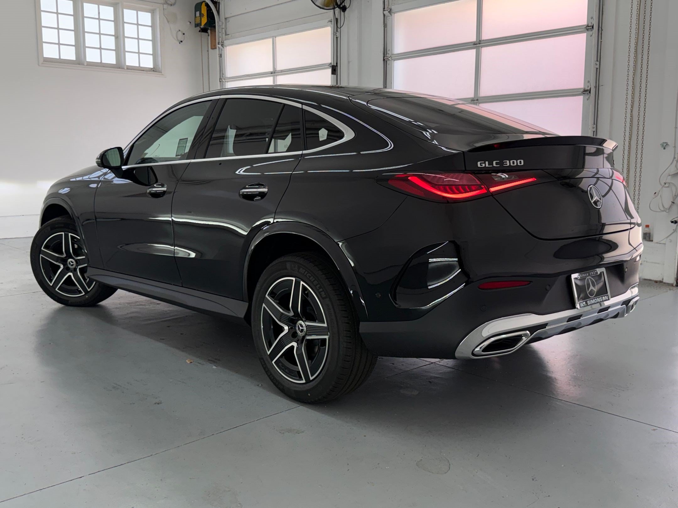 New 2027 Mercedes-Benz GLC 300 4MATIC SUV