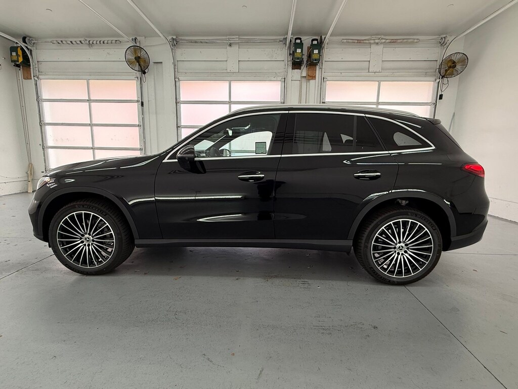 New 2027 Mercedes-Benz GLC 300 SUV