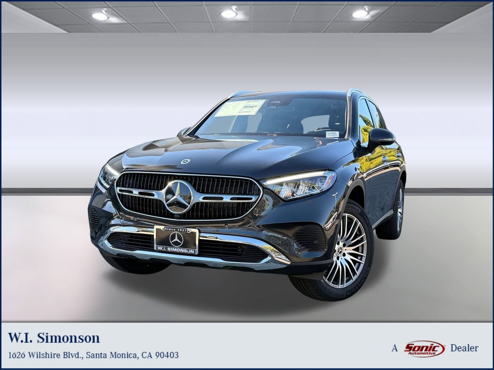 2026 Mercedes-Benz GLC Base's photo