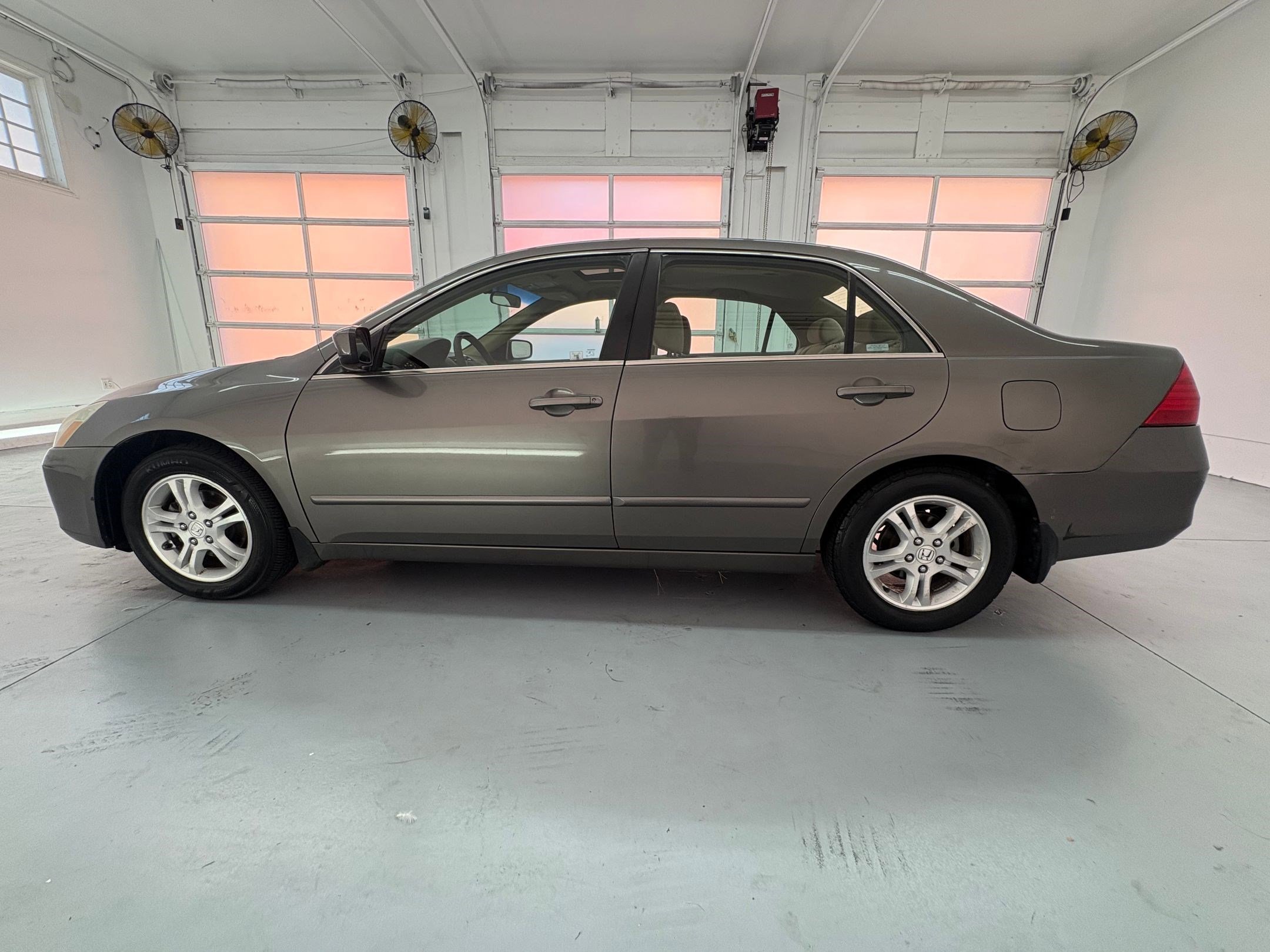 2007 Honda Accord EX photo 2