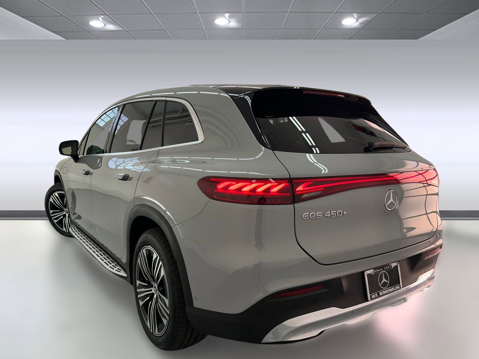 2023 Mercedes Benz EQS SUV 450 photo 3