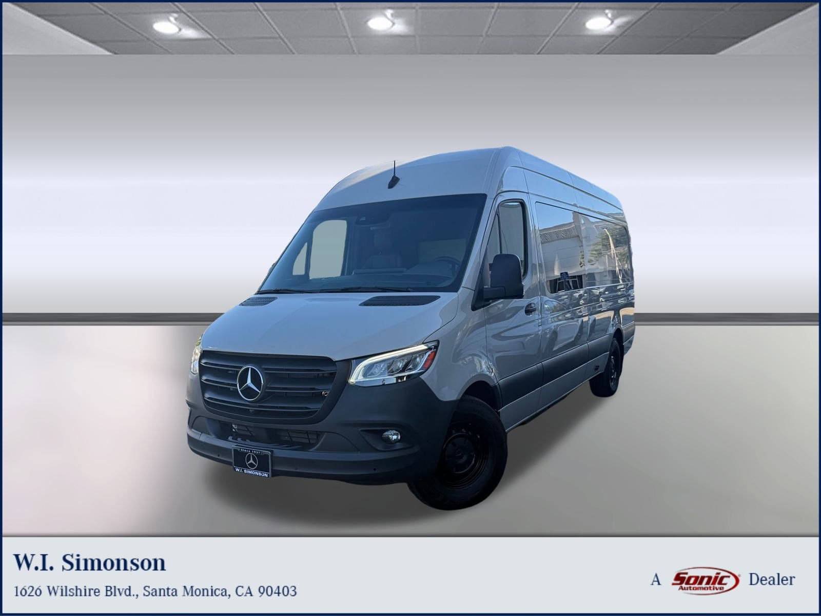 2023 Mercedes-Benz Sprinter Crew Van Base's photo