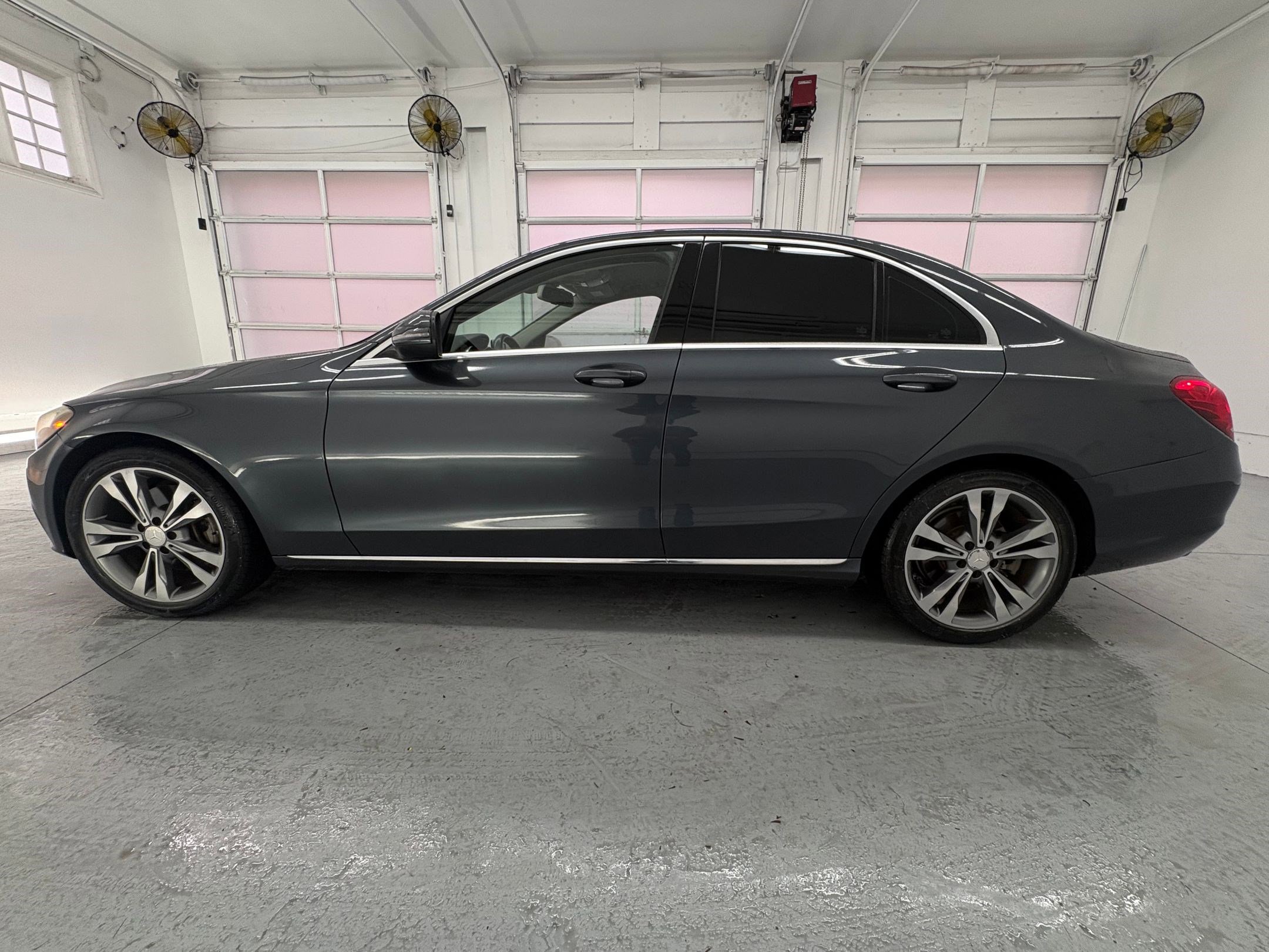 2016 Mercedes Benz C 300 Sedan photo 2