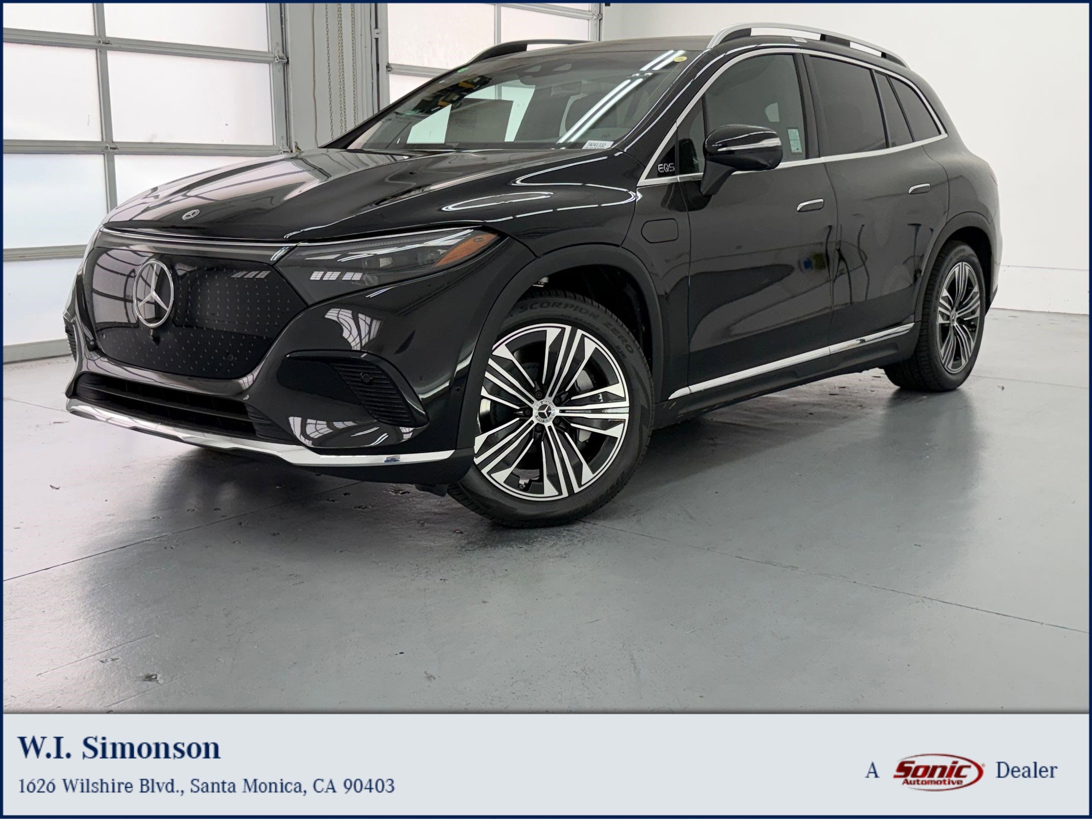 2026 Mercedes-Benz EQS SUV EQS 400 4MATIC's photo