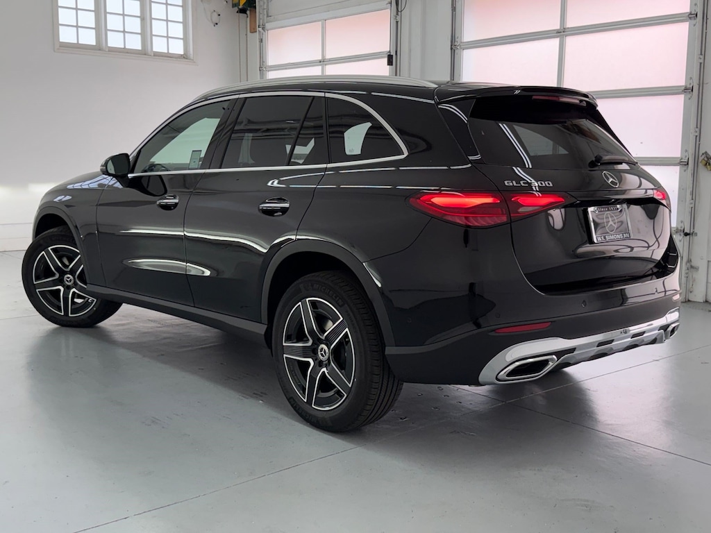 New 2026 Mercedes-Benz GLC 300 SUV