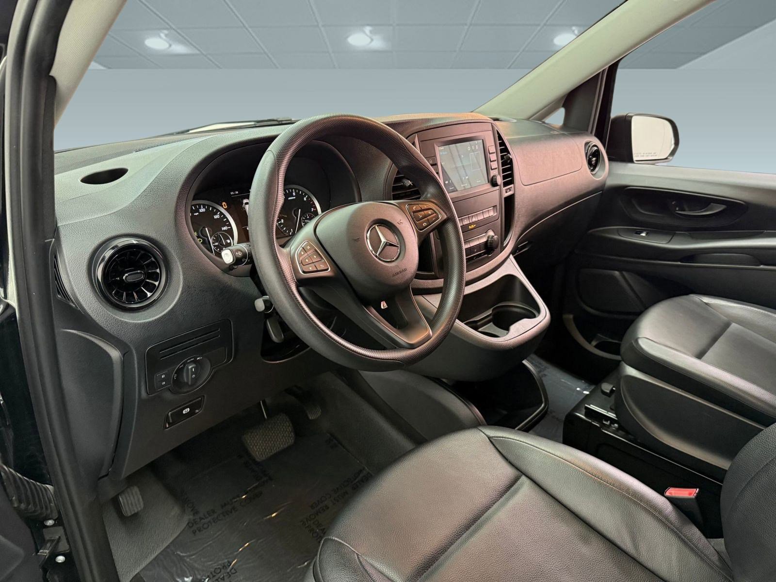 2023 Mercedes Benz Metris Van photo 4