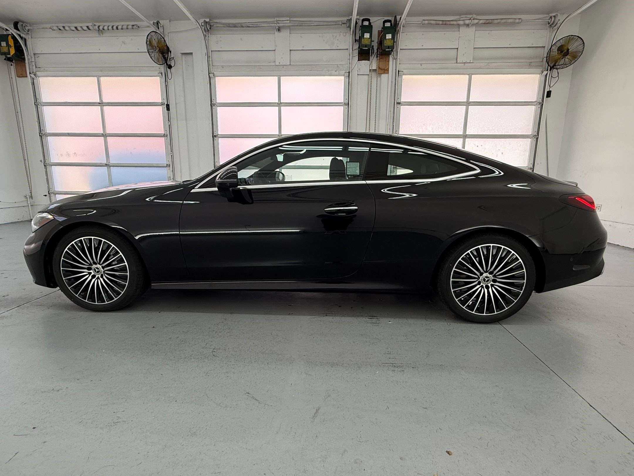 CLE 300 Base Coupe