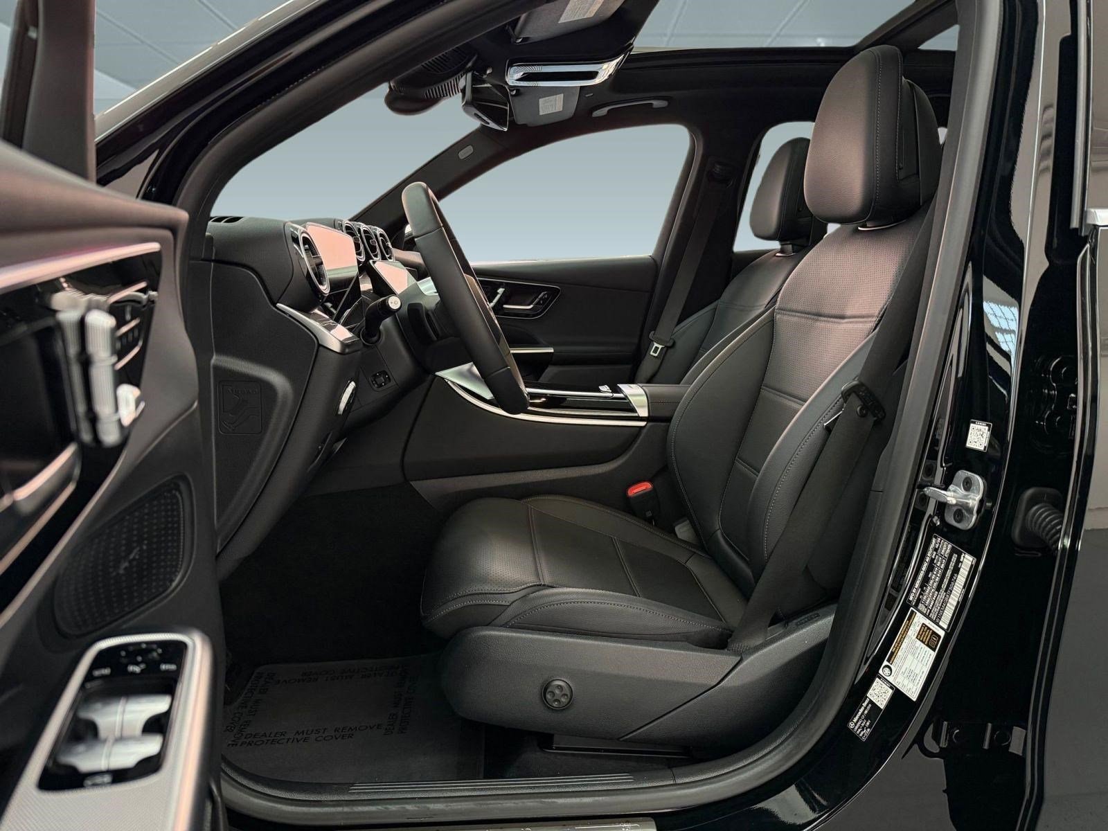 2026 Mercedes-Benz GLC 300 GLC 300 photo 4