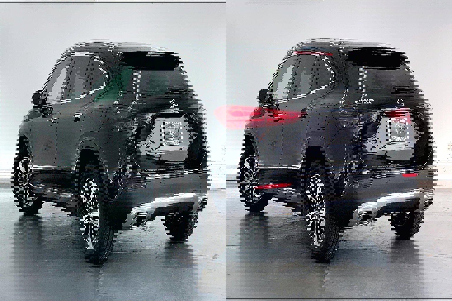 2025 Mercedes Benz GLA 250 photo 2