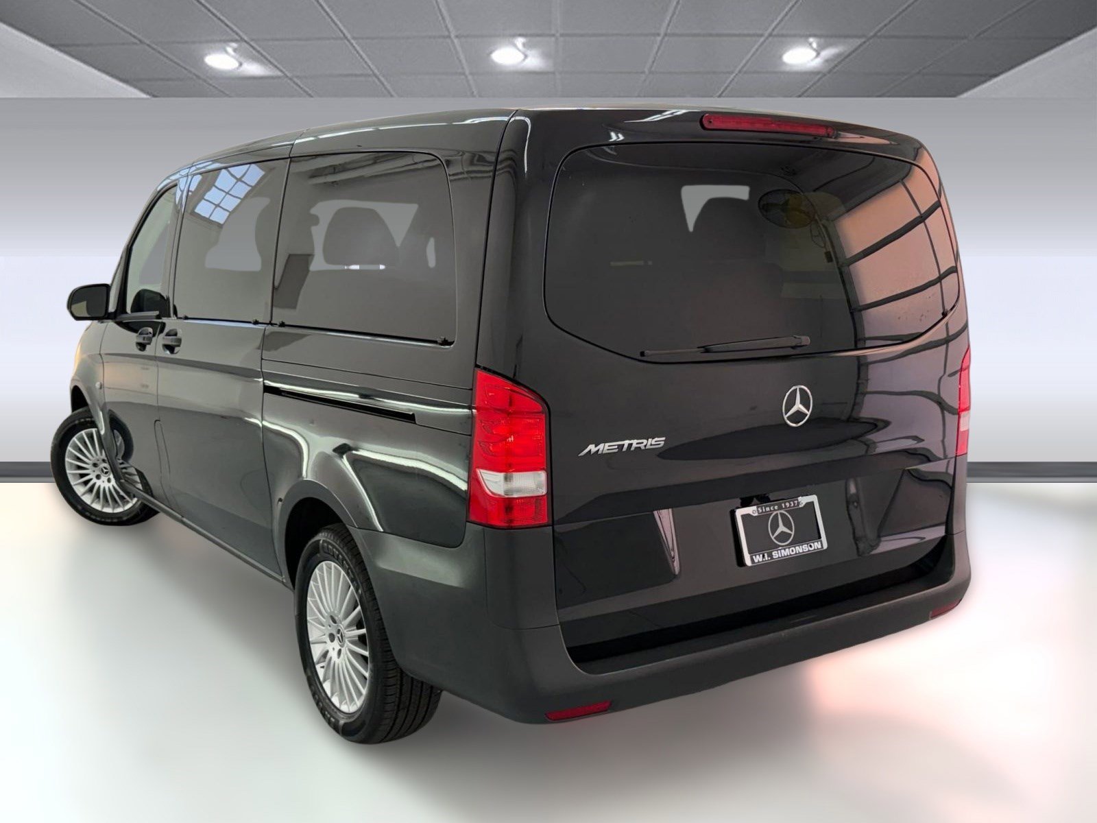 2023 Mercedes Benz Metris Van photo 3
