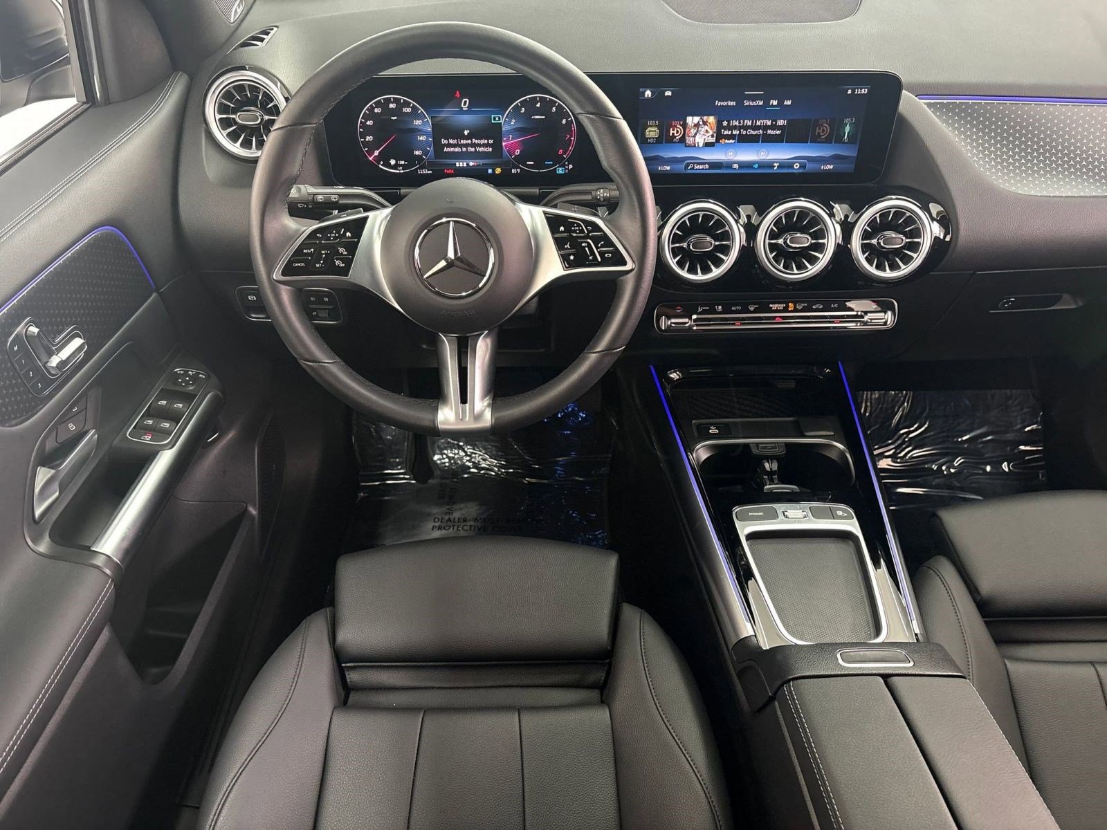 2025 Mercedes Benz GLA 250 photo 4
