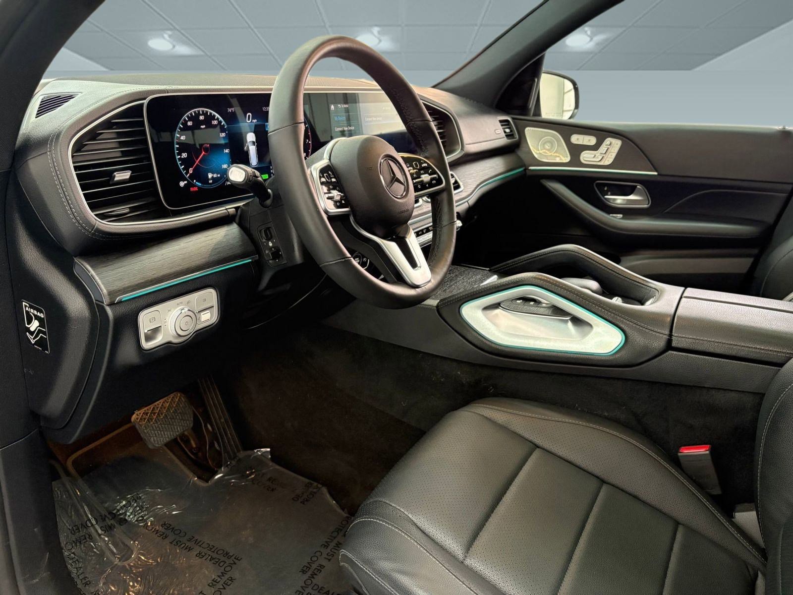 2022 Mercedes Benz GLS 450 4MATIC photo 3