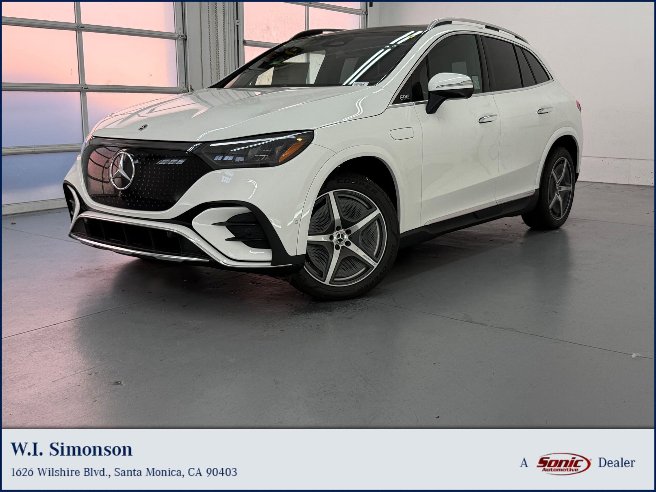 2026 Mercedes-Benz EQE SUV's photo