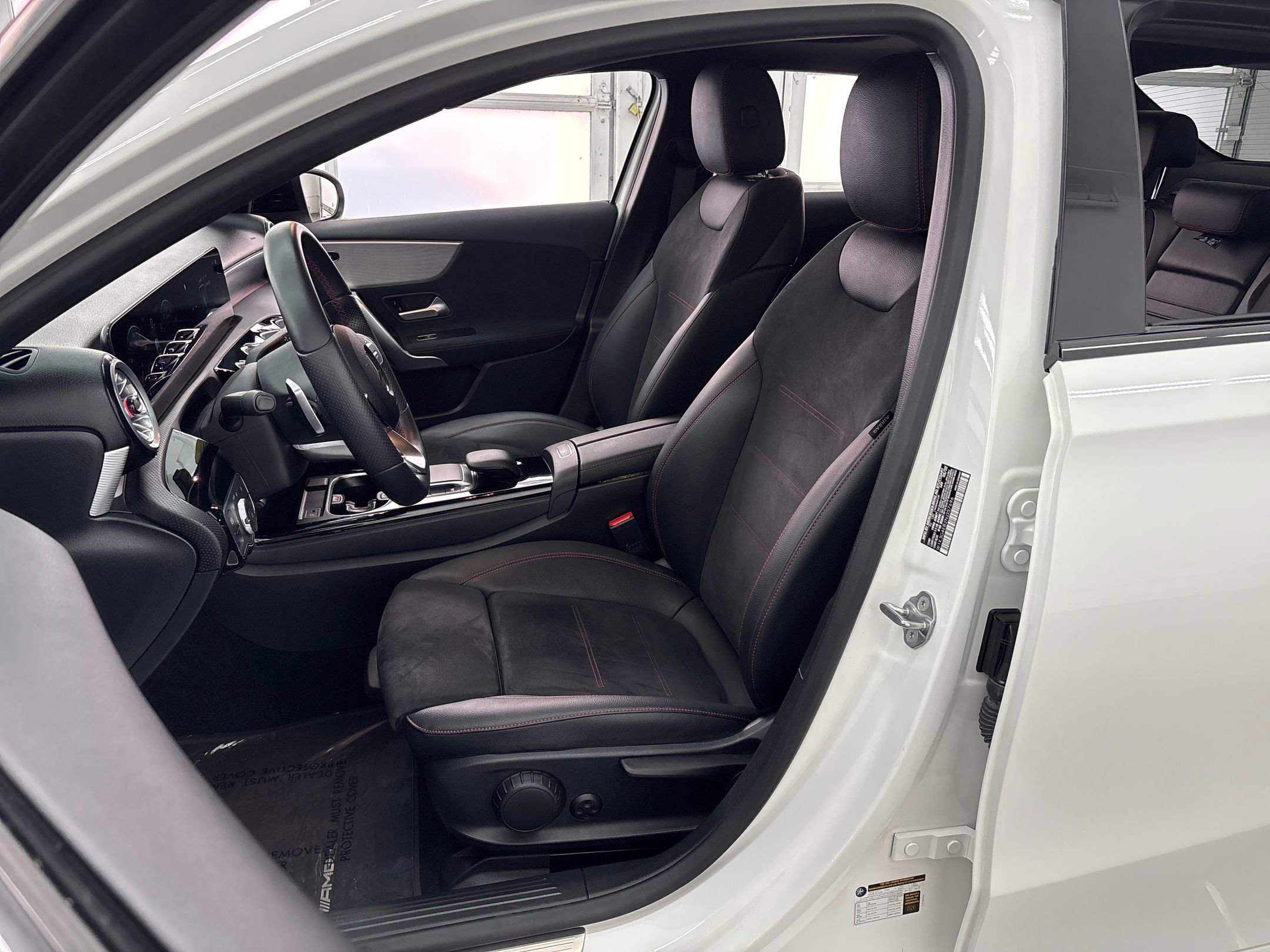 2022 Mercedes Benz A 220 photo 3