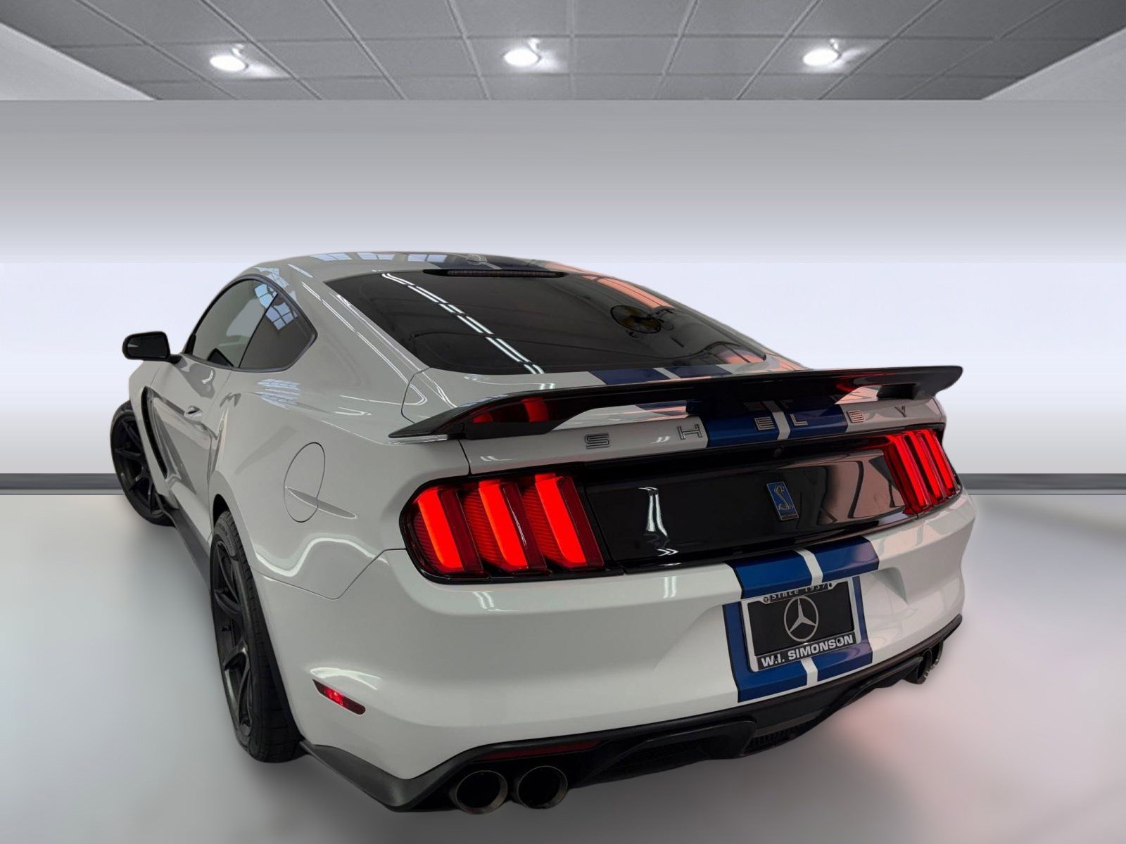 2018 Ford Mustang Shelby photo 3